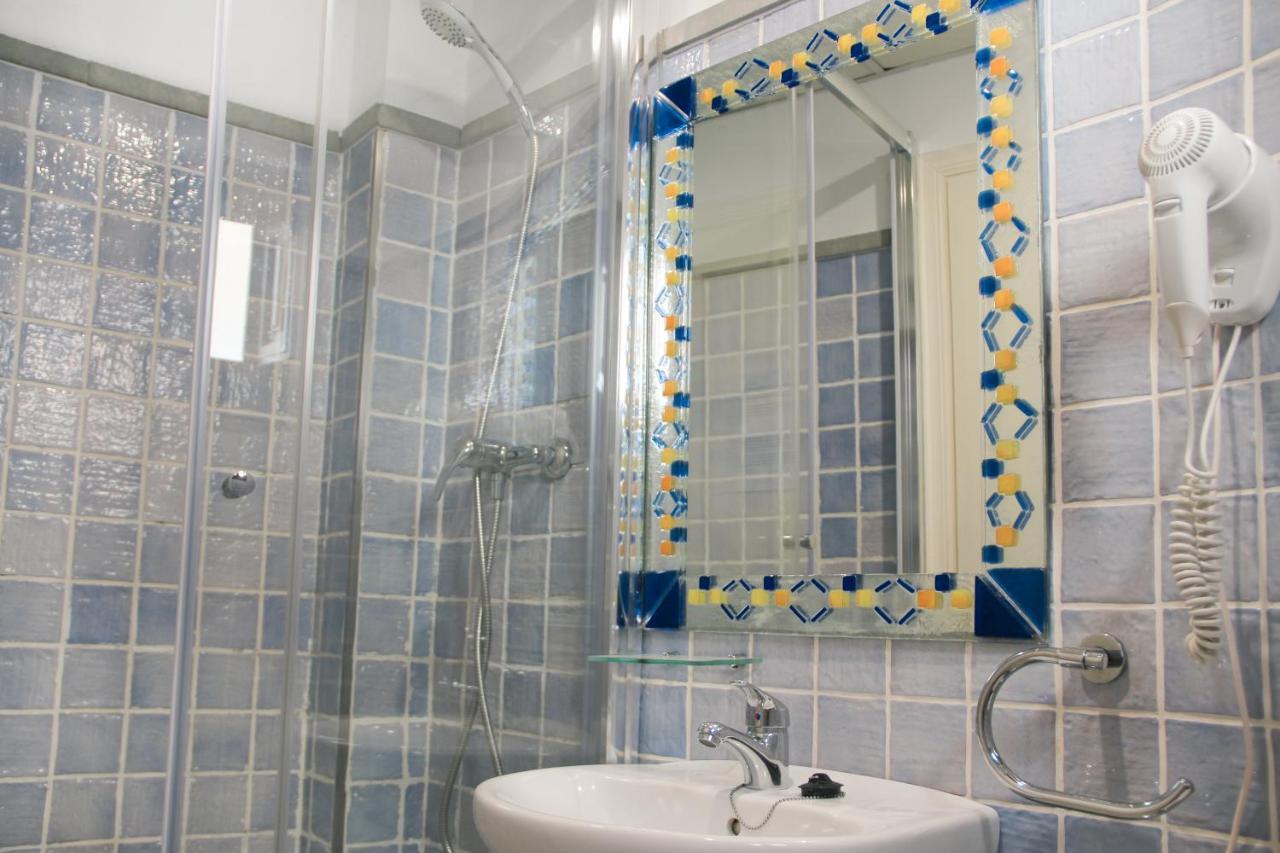 La Piquera Hostal Kordoba Bagian luar foto